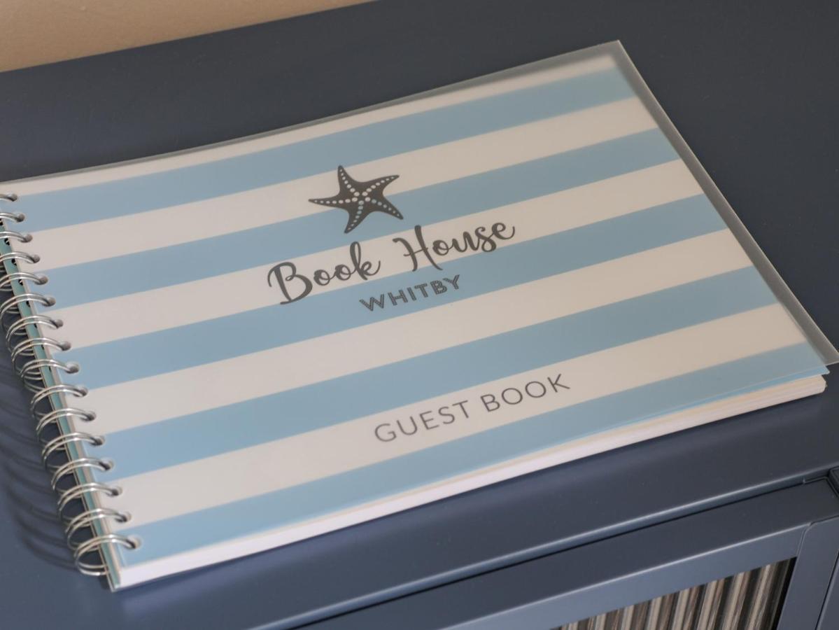Book House Apartment Whitby Bagian luar foto